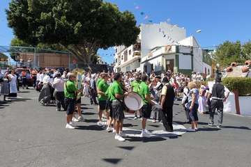 Undécima edición de la Traída Infantil del Agua en Lomo Magullo (Foto TA y Francisco Javier Santana)